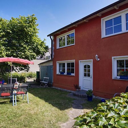 Zentral Aber Ruhig, Terrasse Mit Viel Gruen - Strandnahes Ferienhaus Luki Goehren  Exterior foto