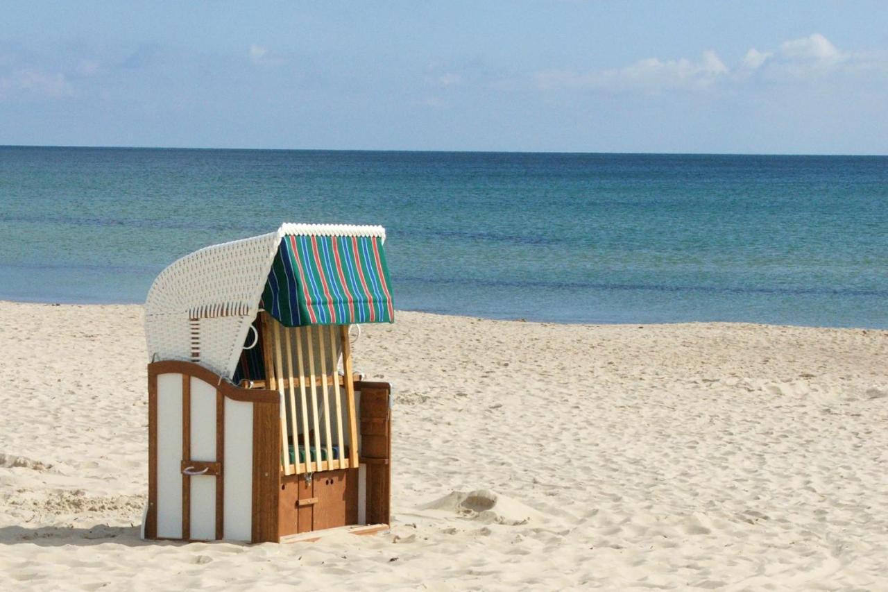 Zentral Aber Ruhig, Terrasse Mit Viel Gruen - Strandnahes Ferienhaus Luki Goehren  Exterior foto